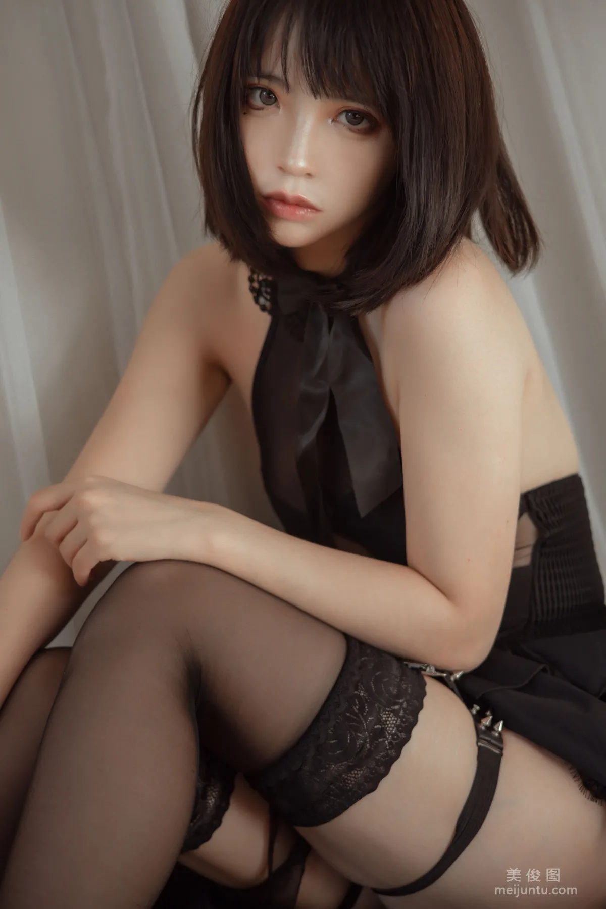 [網紅COSER寫真] 瘋貓ss - 民宿黑裙 套圖 37