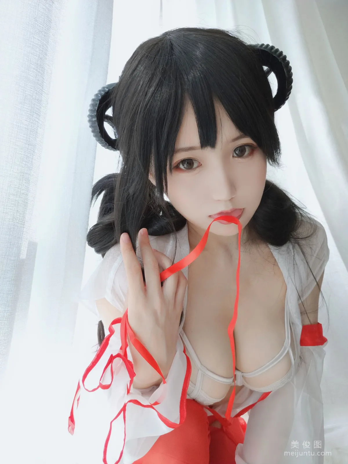 [網紅COSER寫真] 動漫博主小倉千代w - 巫女DLC 套圖 27