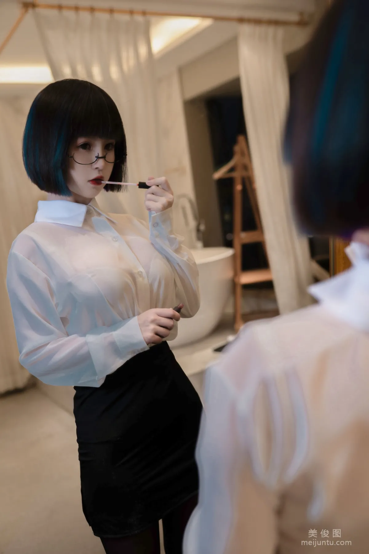 [網紅COSER寫真] 美少女暈崽 - 迷情小秘 套圖 21
