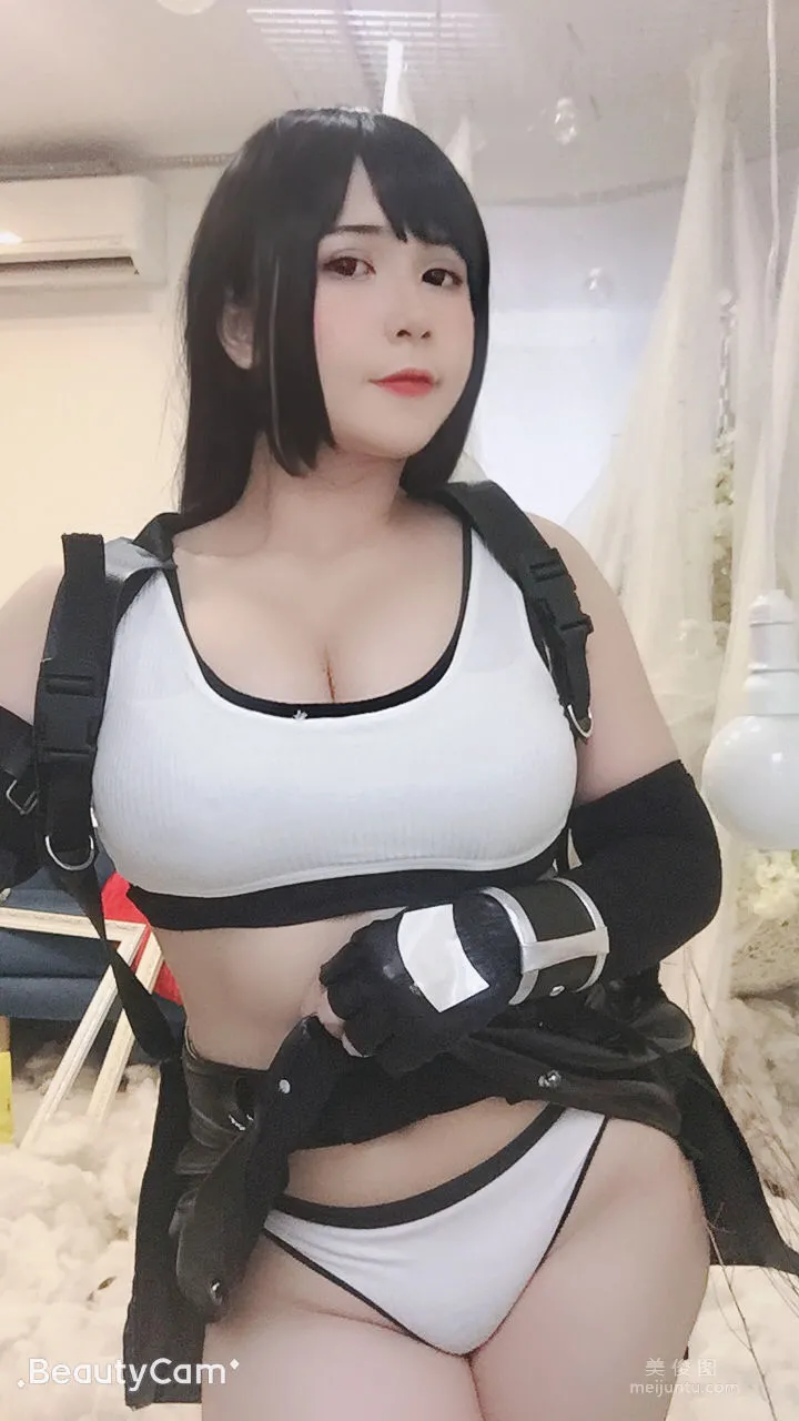 [網紅COSER寫真] Uy Uy - Tifa Lockhart 套圖 15