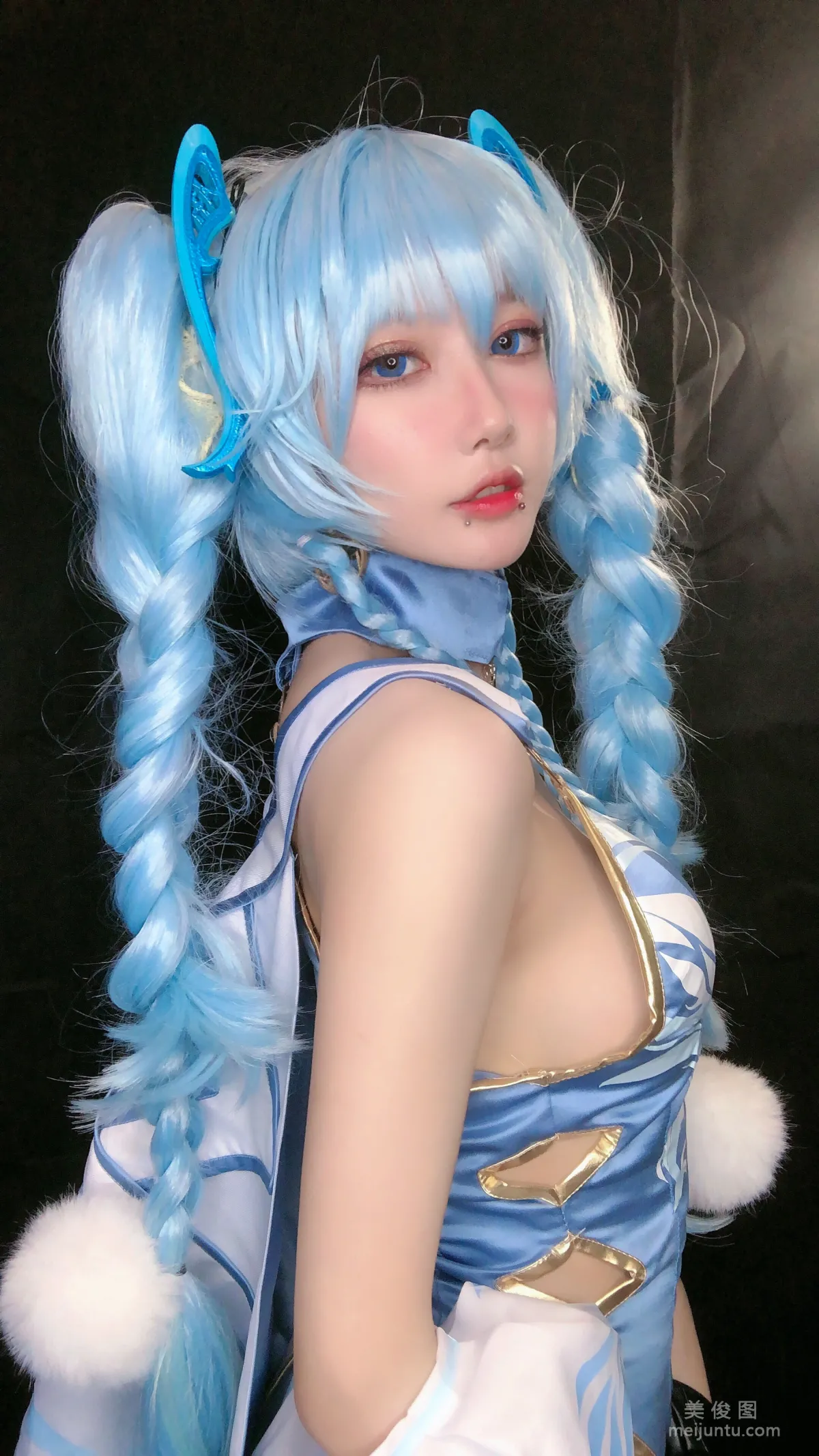 动漫博主阿包也是兔娘 - 少女前线 PA15翠雀媚 套图29