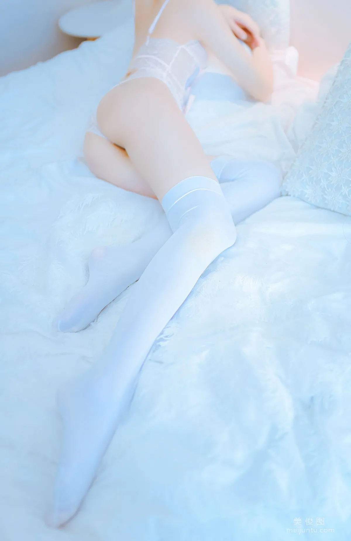 [網紅COSER寫真] 動漫博主阮邑_Fairy - 大象 粉色 套圖 2