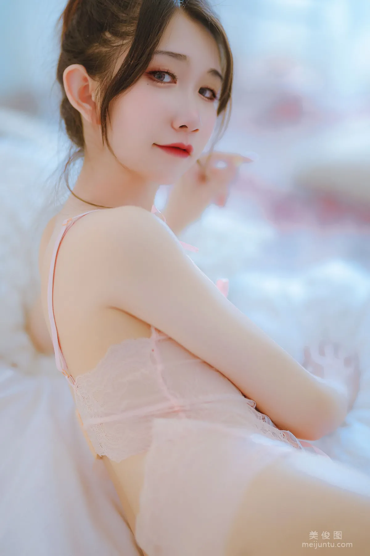 [網紅COSER寫真] 動漫博主阮邑_Fairy - 大象 粉色 套圖 32