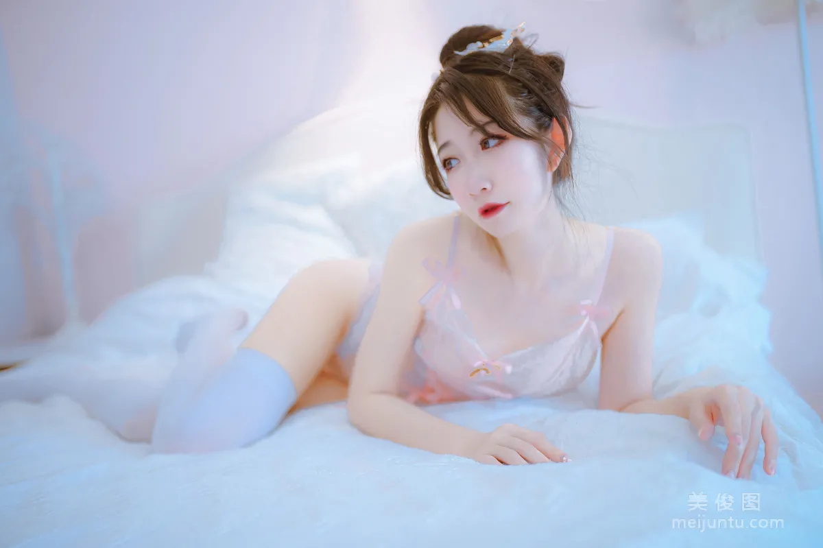 [網紅COSER寫真] 動漫博主阮邑_Fairy - 大象 粉色 套圖 6