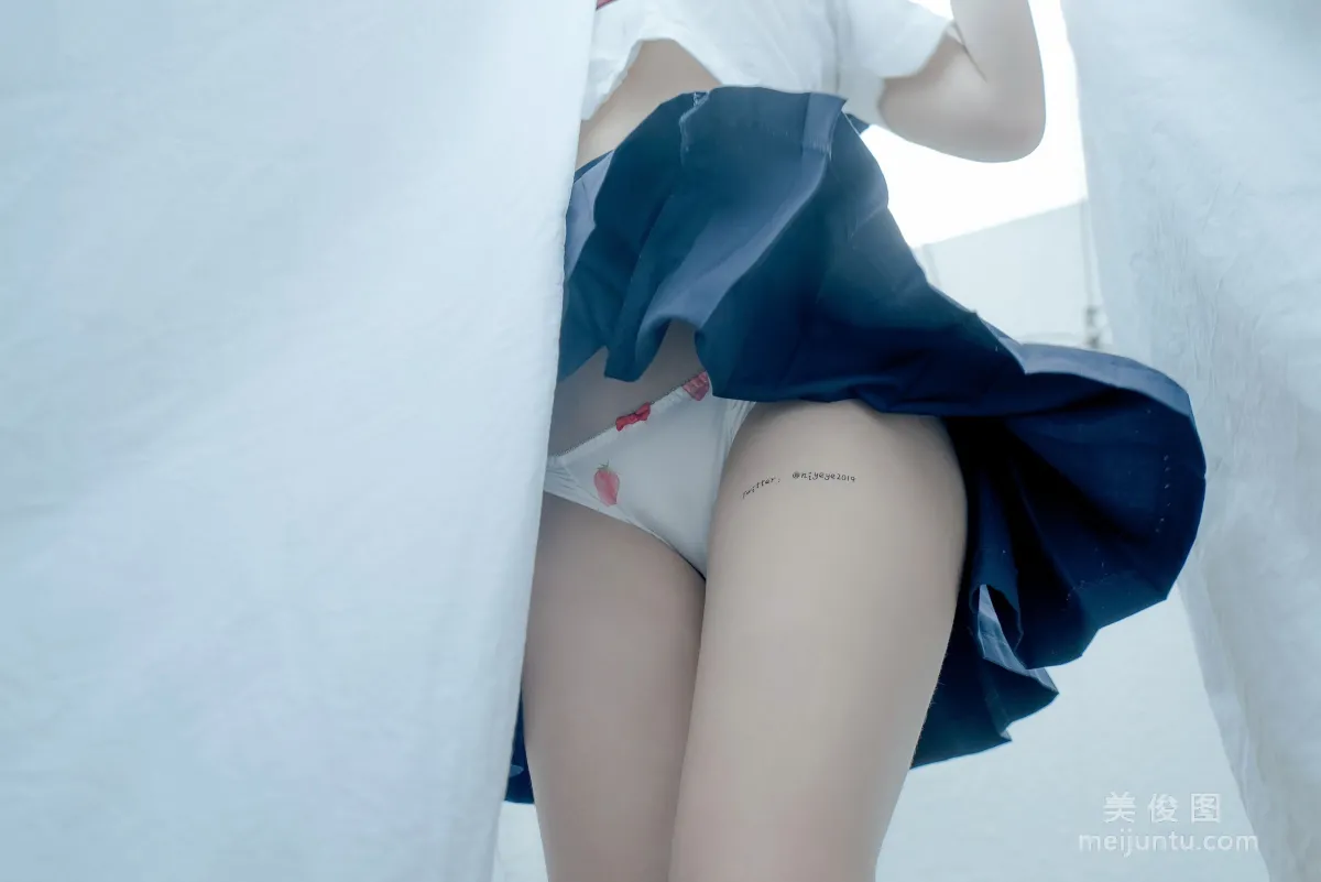[網紅COSER寫真] 萌系小姐姐-白烨- - 天台 套圖 11