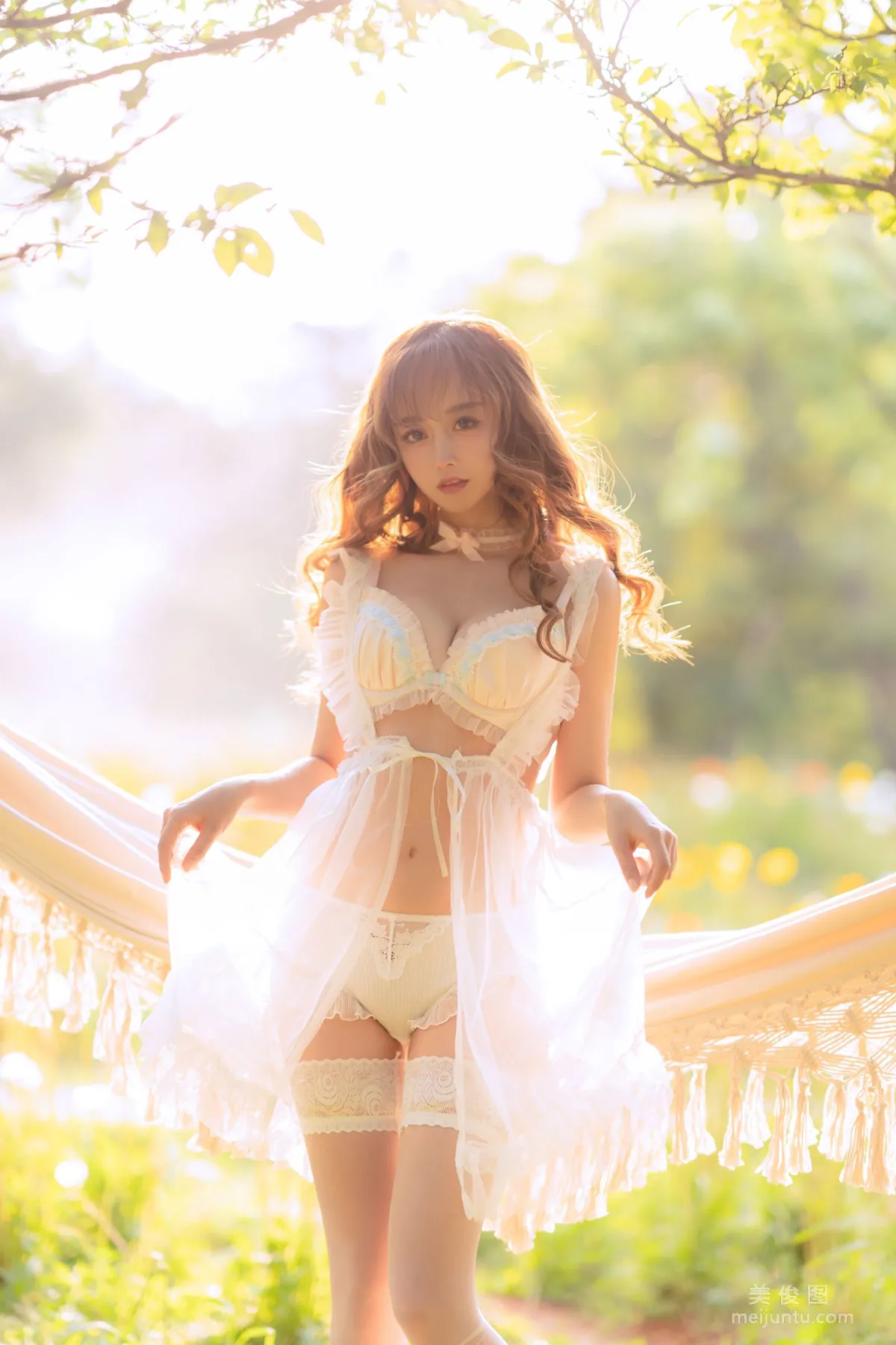 [網紅COSER寫真] 米線線sama - 夏日限定 吊床 套圖 5