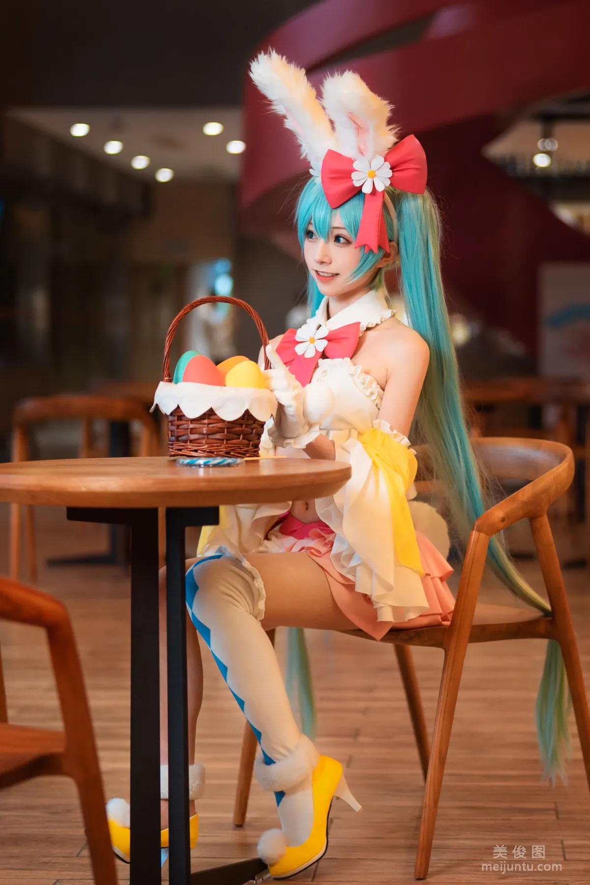 [網紅COSER寫真] 動漫博主Kitaro_绮太郎 - 初音兔女郎 套圖 9