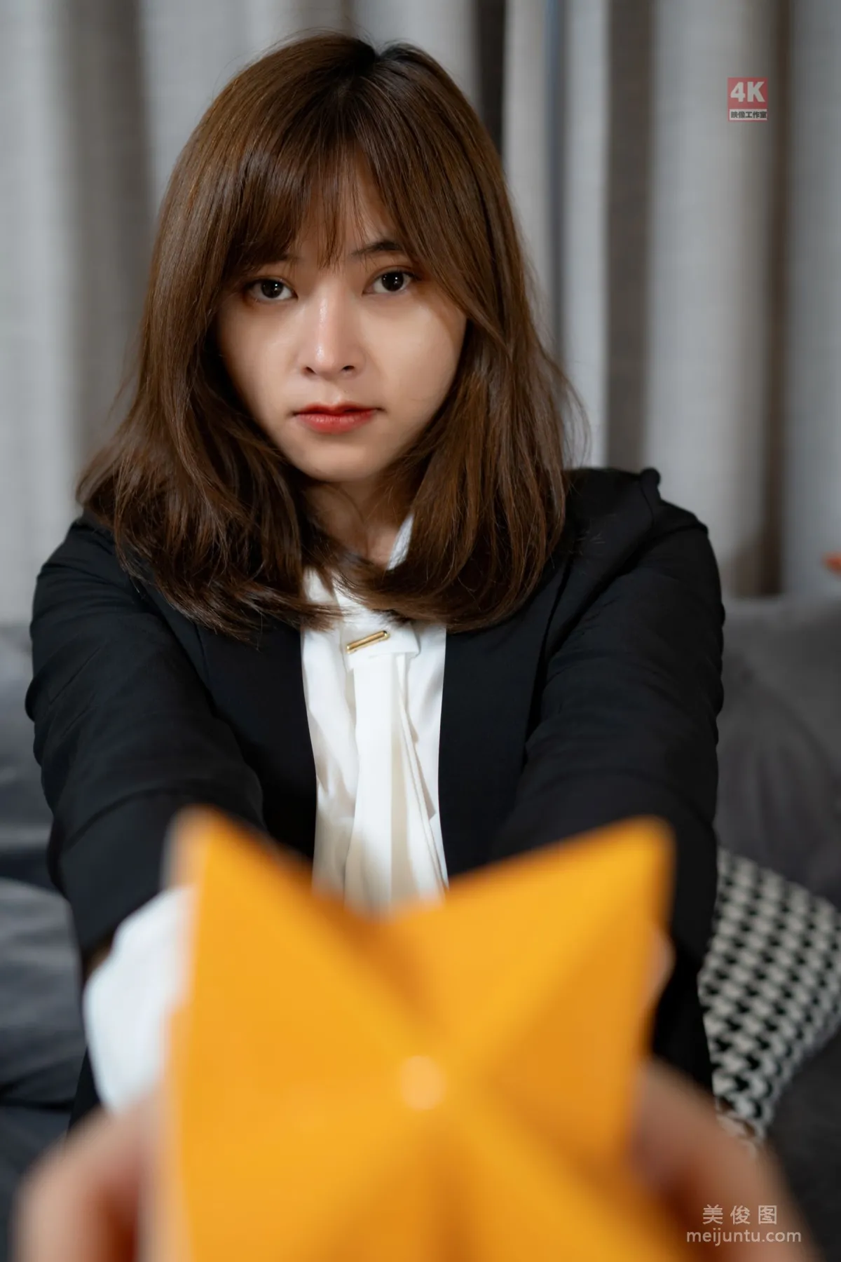 [麗櫃Ligui] 網絡麗人 Model 奈沐子 《複古的兩套日式OL》 26