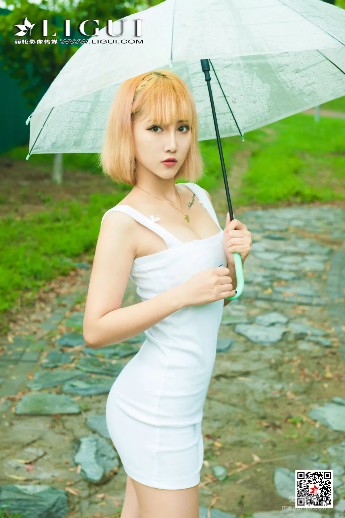 [麗櫃Ligui] 網絡麗人 Model 小爽 《雨中漫步》 49