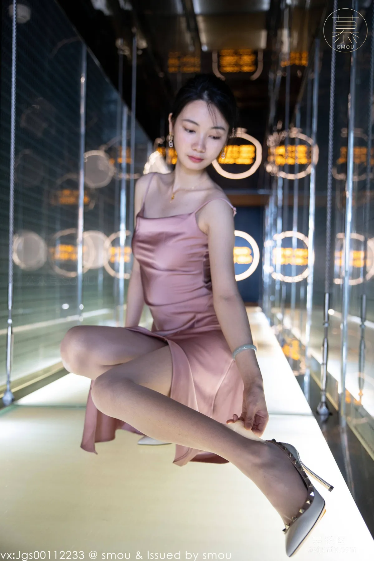 [絲慕SMOU] 蜜系列 M018 可兒 絲襪美腿套圖 71