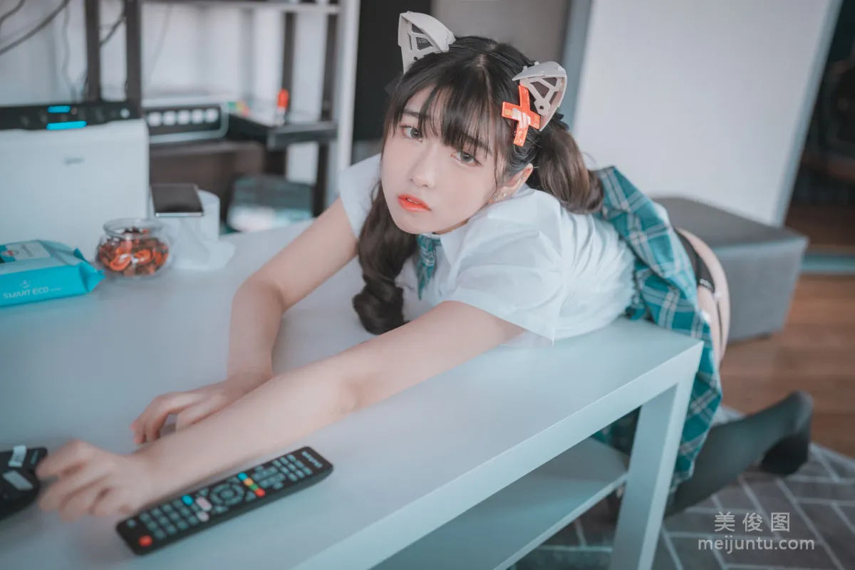 [DJAWA]  Sonson - Plug Me In 写真套图31