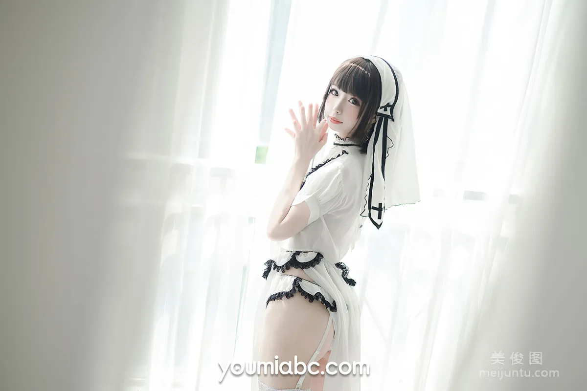 [尤蜜YouMi] 甜椒妙妙mio - 聖潔修女 22