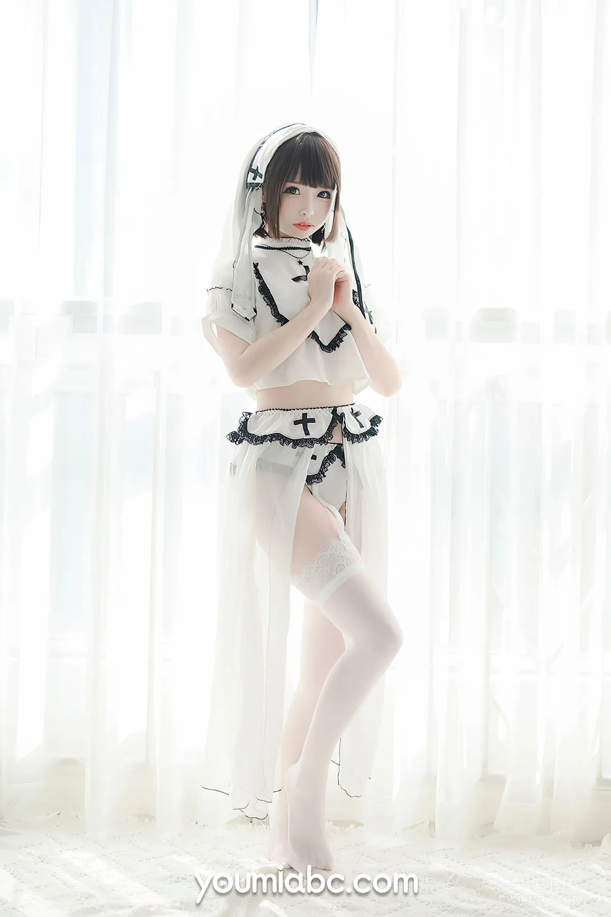 [尤蜜YouMi] 甜椒妙妙mio - 聖潔修女 33