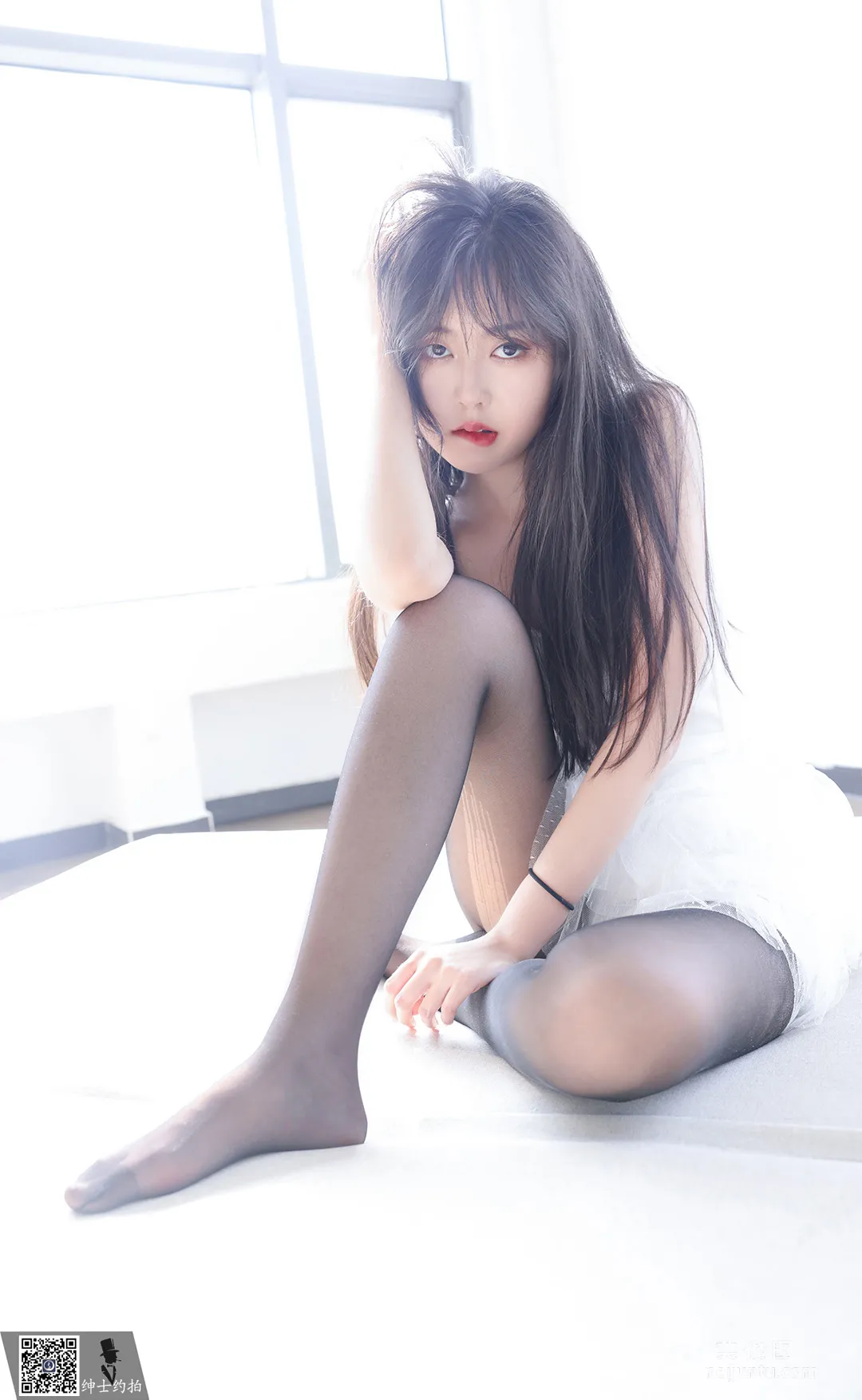[紳士攝影] SS007 美惠子 - 性感黑絲美足 4
