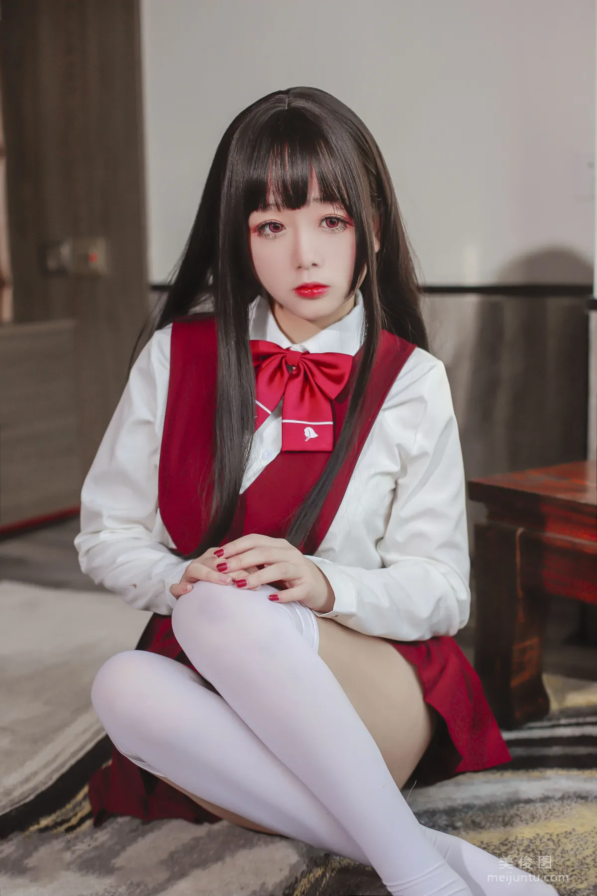 [喵糖映畫] VOL.450 一襲紅裙 寫真套圖 26