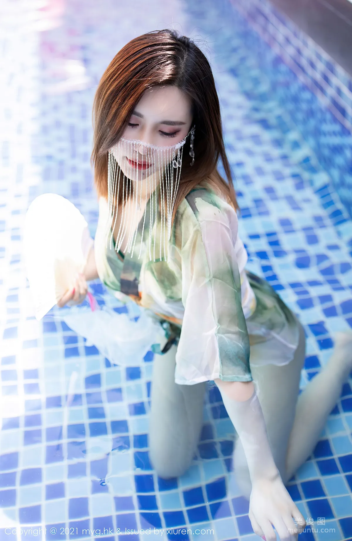 [美媛館MyGirl] Vol.522 绮裡嘉Carina - 室外泳池性感濕身 47