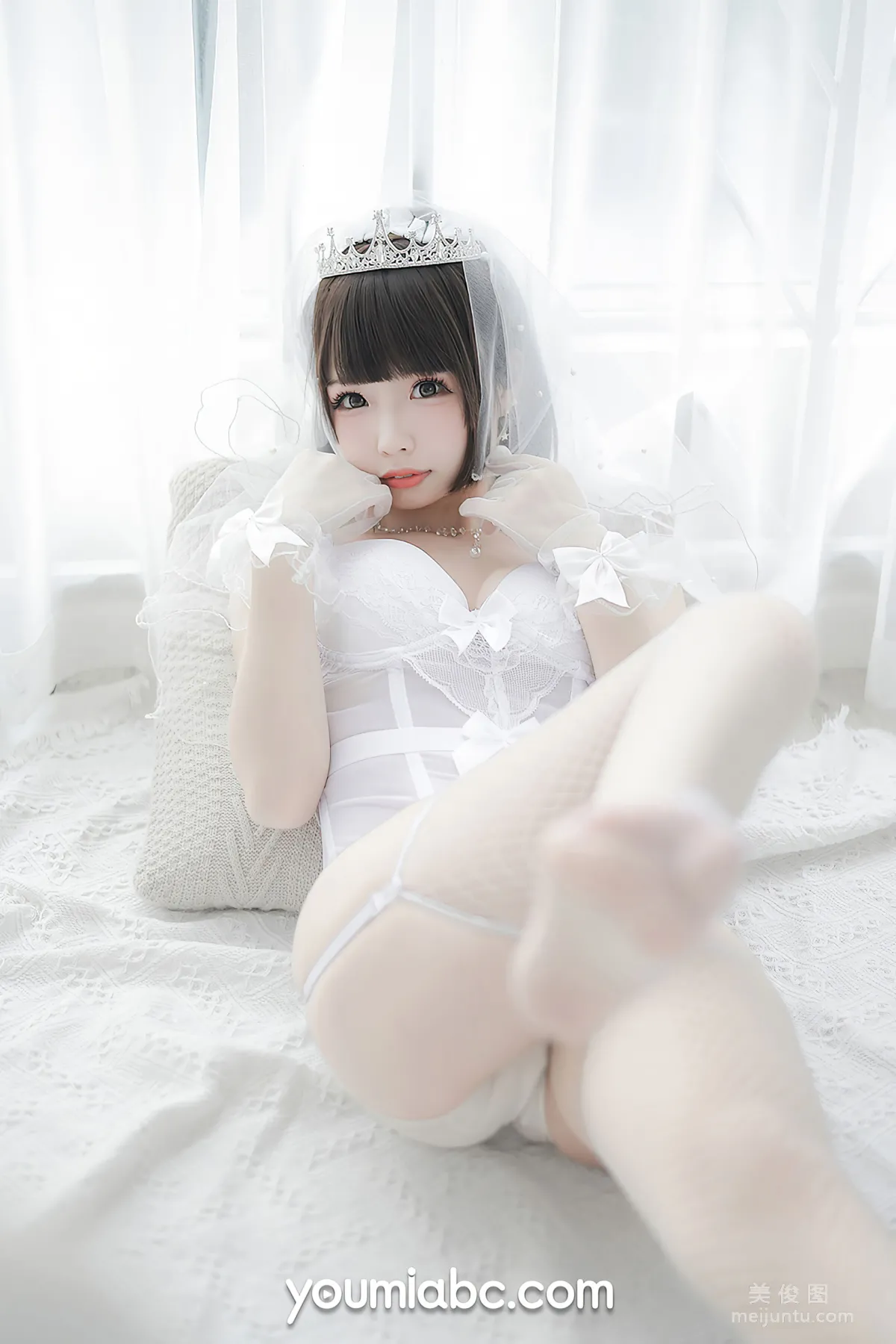 [尤蜜YouMi] 甜椒妙妙mio - 白皙花嫁 32