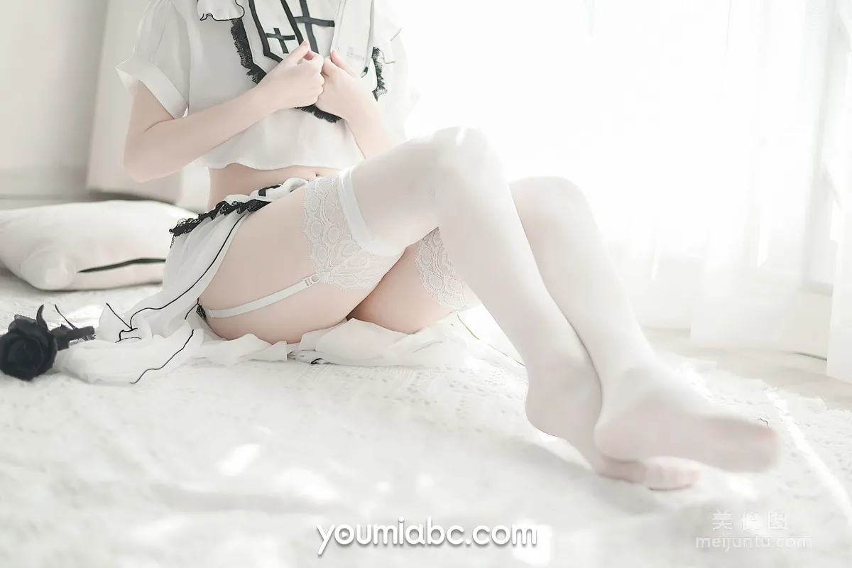 [尤蜜YouMi] 甜椒妙妙mio - 聖潔修女 30