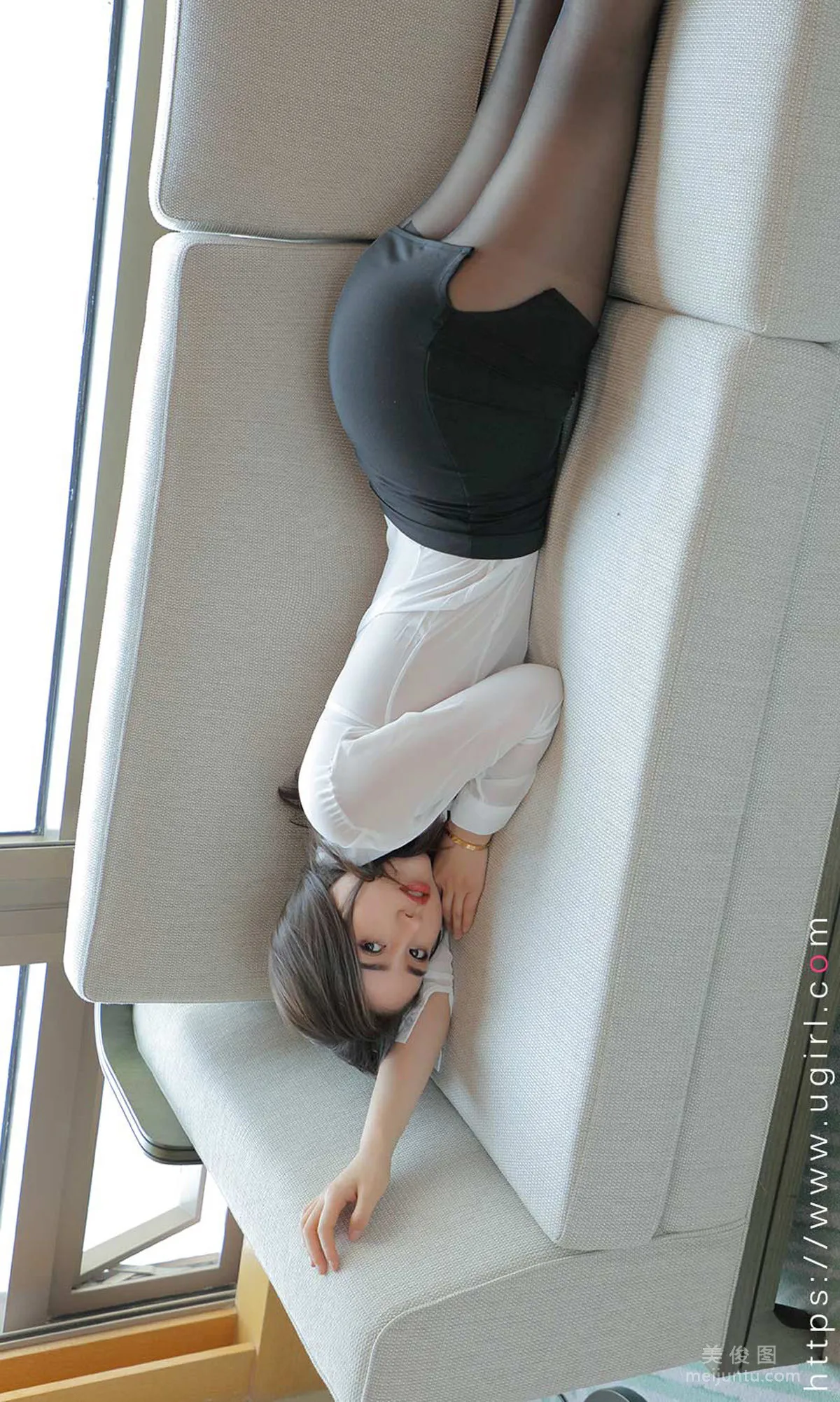 [爱尤物Ugirls] No.2119 王慧慧 - 爱是工作内容9