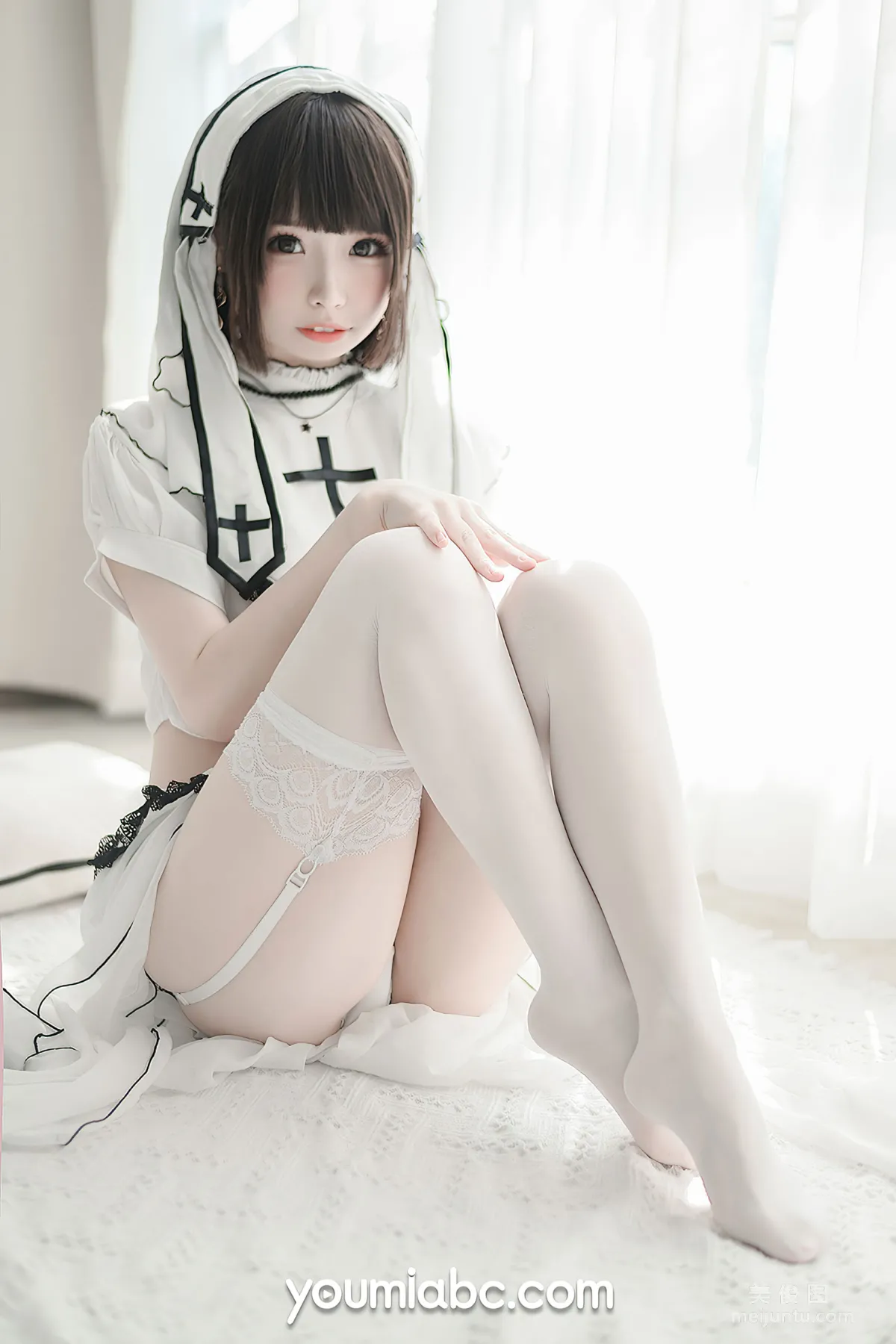 [尤蜜YouMi] 甜椒妙妙mio - 聖潔修女 29