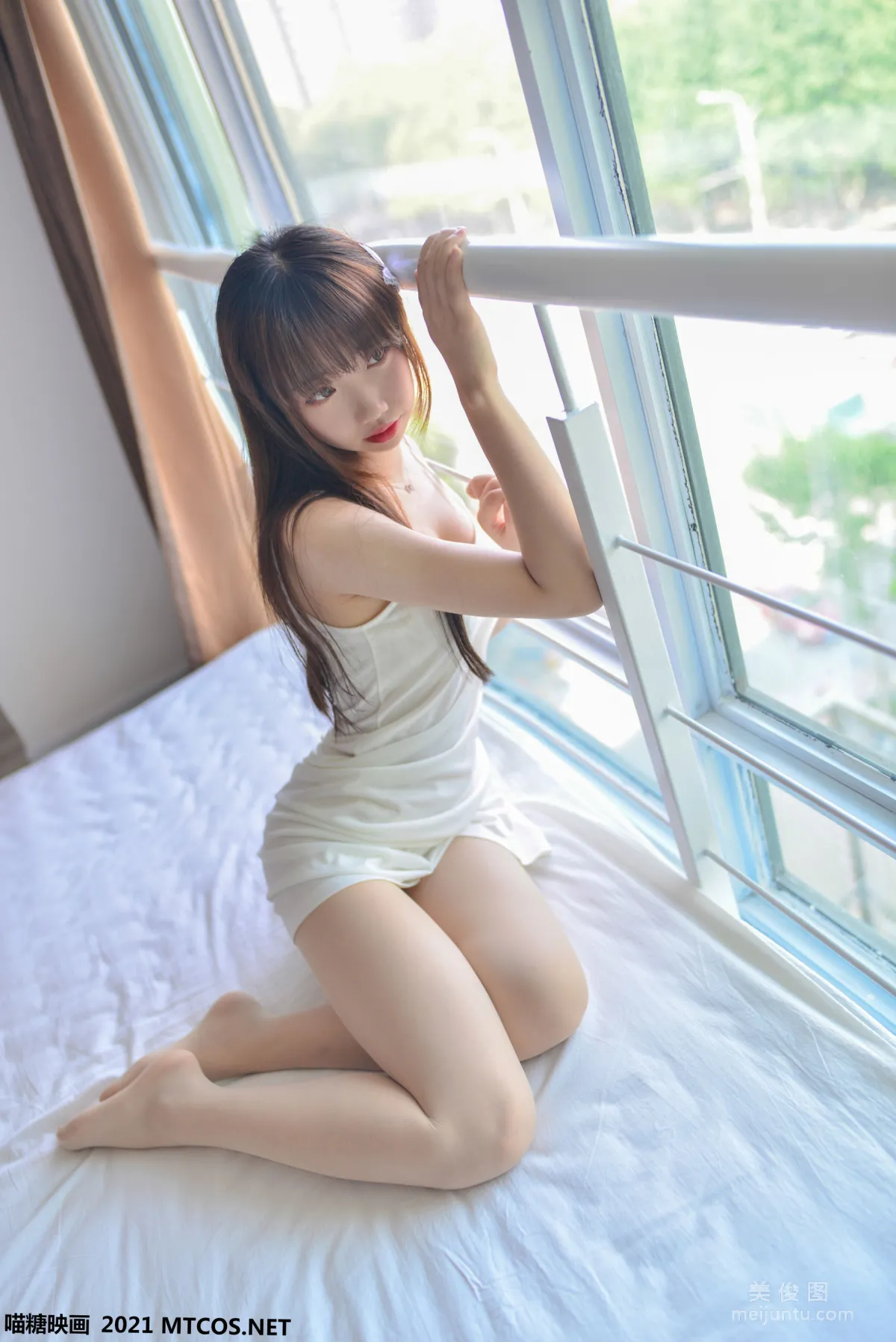 [喵糖映畫] VOL.454 白色女友 寫真套圖 11