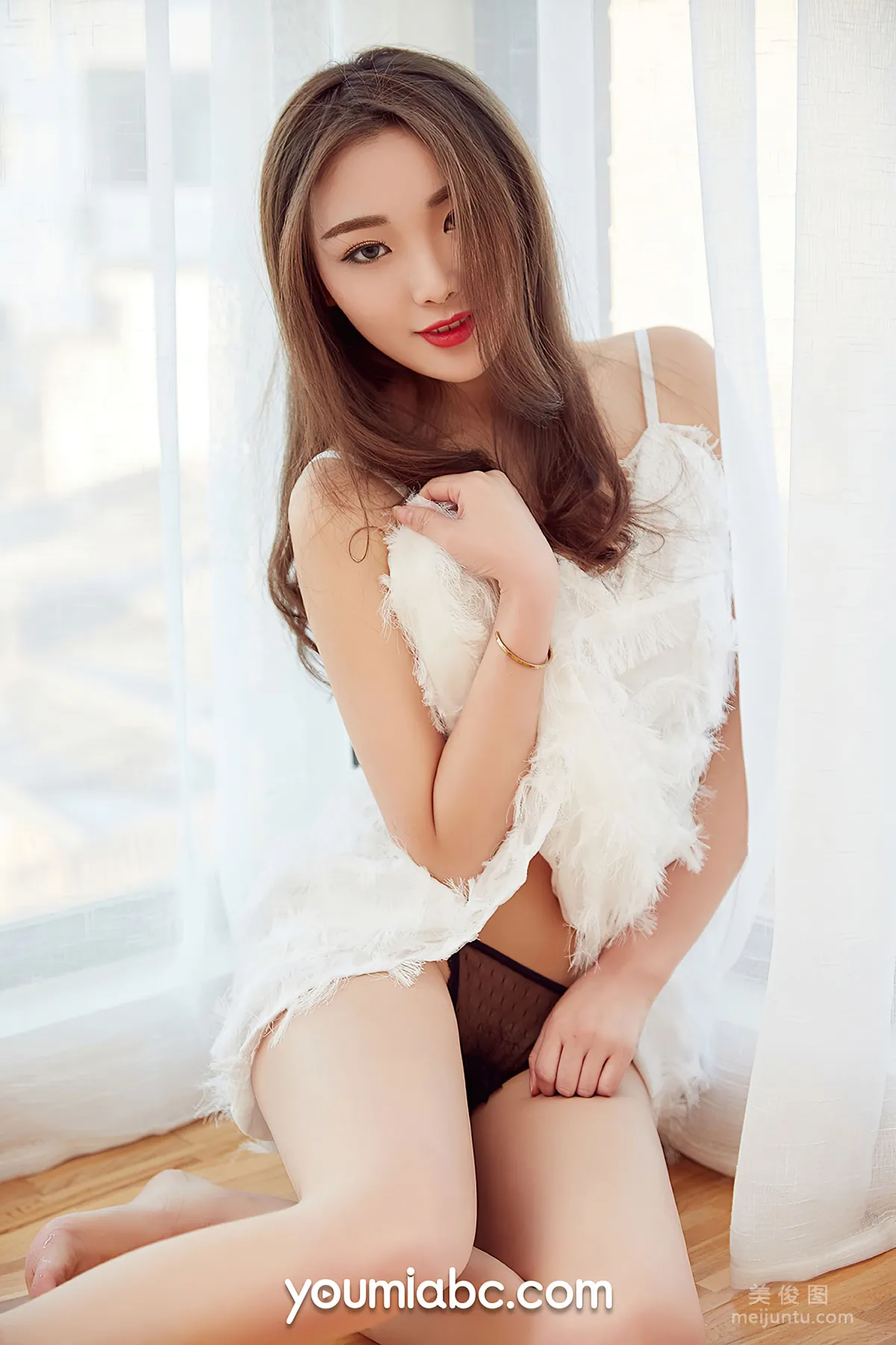 [尤蜜YouMi] Jessica - 淑适感 寫真套圖 11