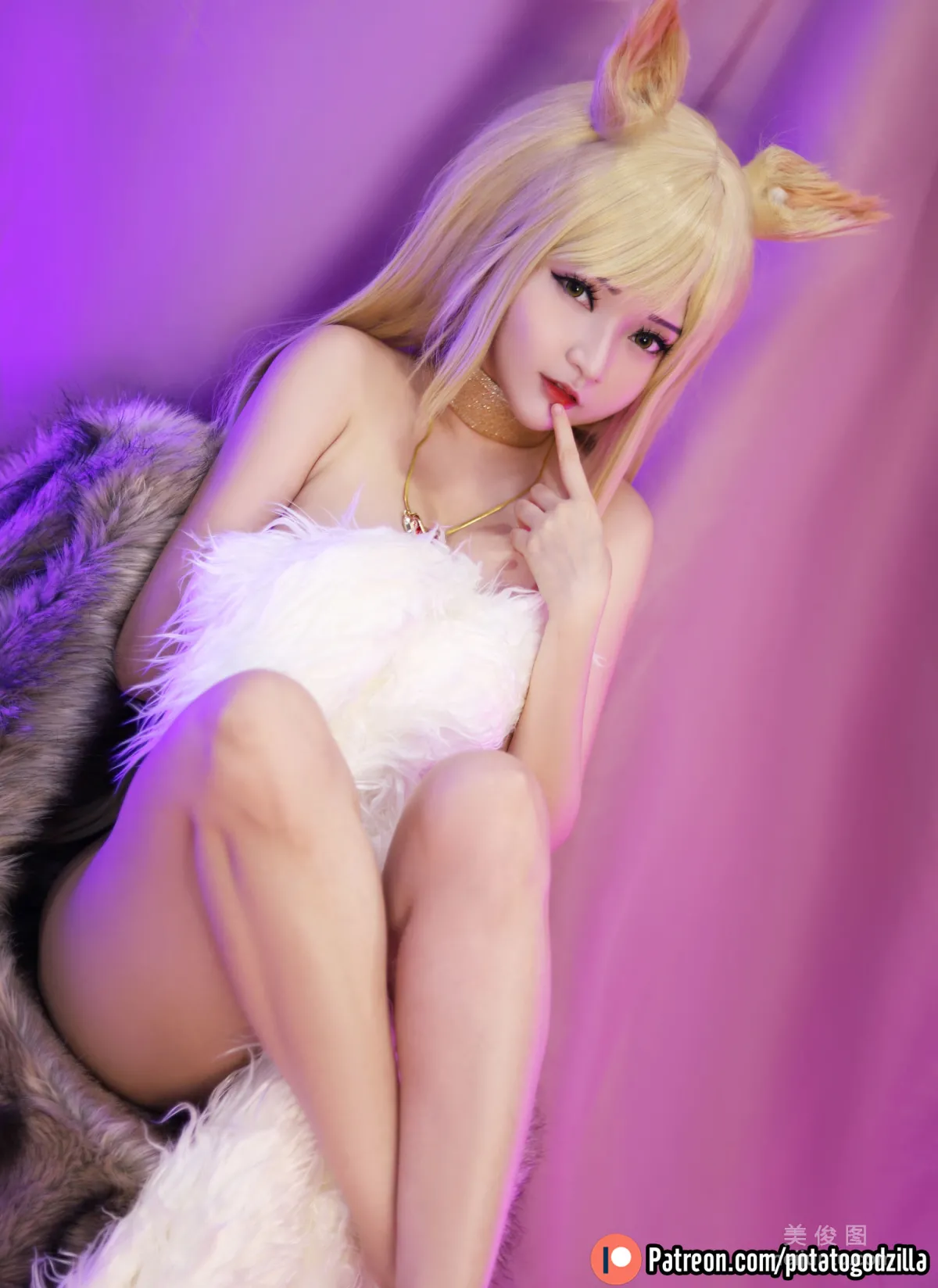 Coser小姐姐Potato Godzilla - KDA Ahri 22