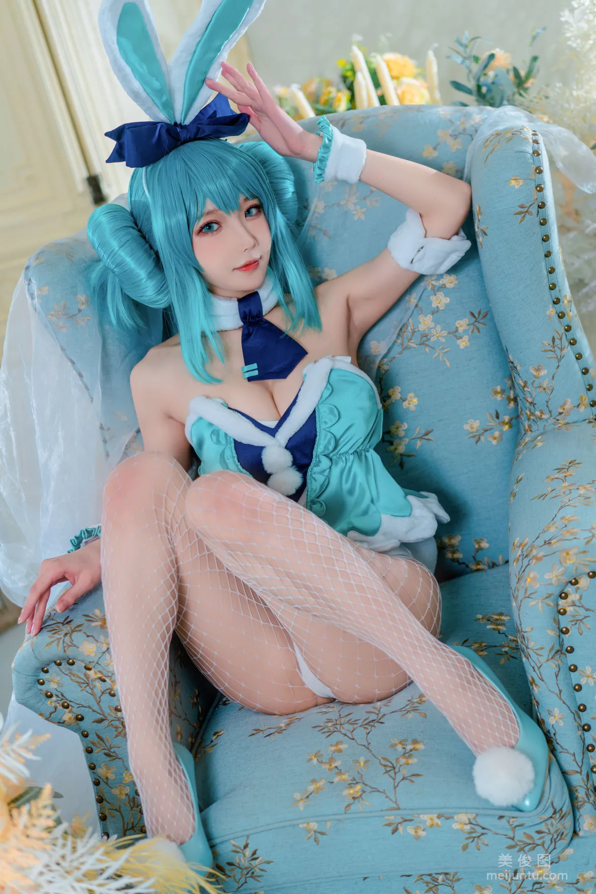 [COS福利] 阿包也是兔娘 - 白兔miku5