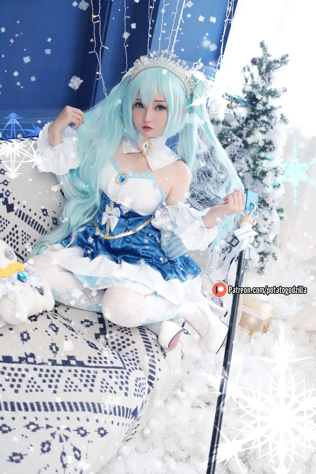 Coser小姐姐Potato Godzilla - Snow Miku 14