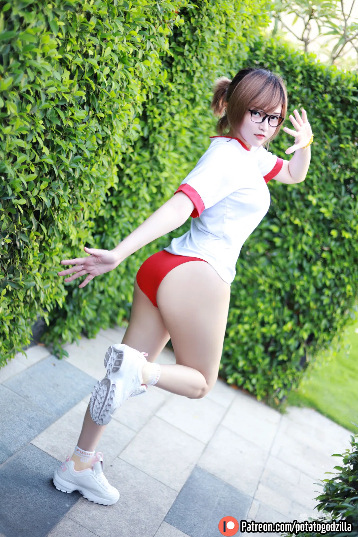 [COS福利] Potato Godzilla - Gym Uniform 写真套图23