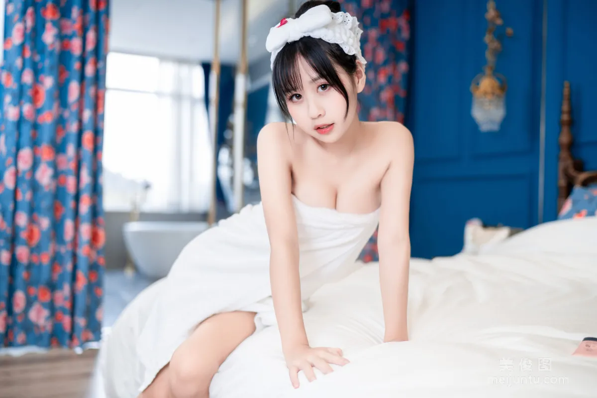 [COS福利] 陽光美少女萌芽兒o0 - 浴巾 3