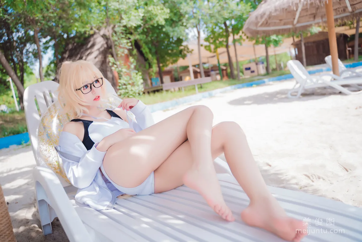 [COS福利] 猫君君MaoJun - 贞德竞技泳装 写真套图23