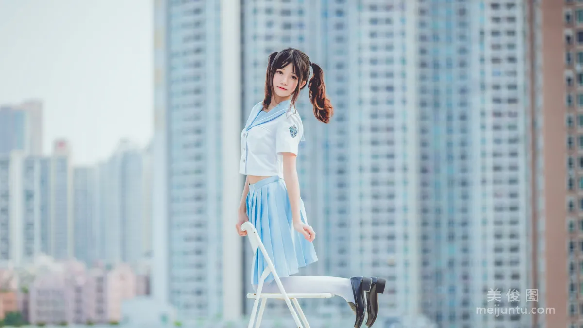 [COS福利] 桜桃喵 - 少女之微風輕輕起 寫真套圖 18