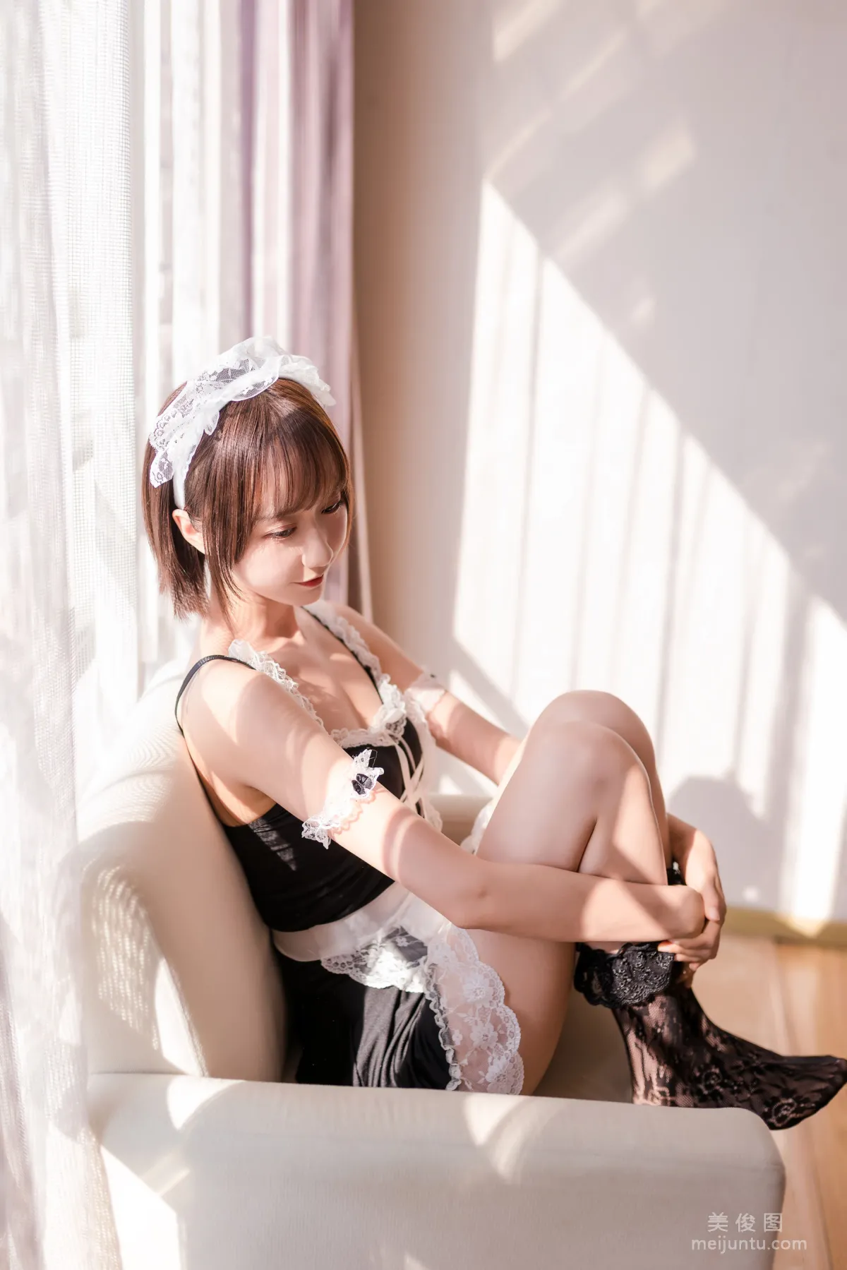萌系小姐姐木綿綿OwO - 死庫水+體操服+女仆 寫真套圖 19