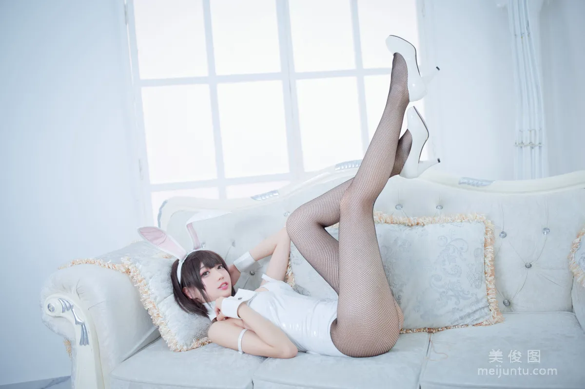 [COS福利] 周叽是可愛兔兔 - 加藤惠兔女郎 31