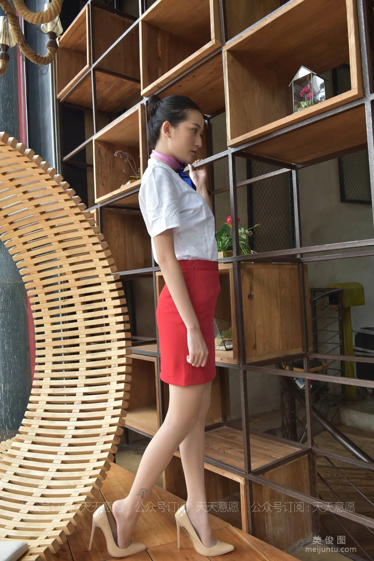 [IESS] 絲享家803： 潇潇《紅裙職業裝展示》 47