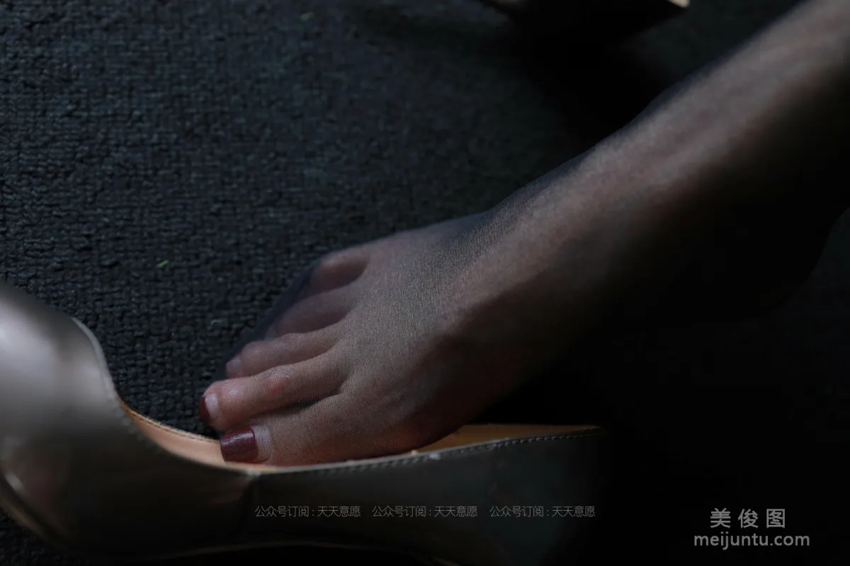 [IESS] 絲享家802： 羽西《沙發上的黑絲》 11