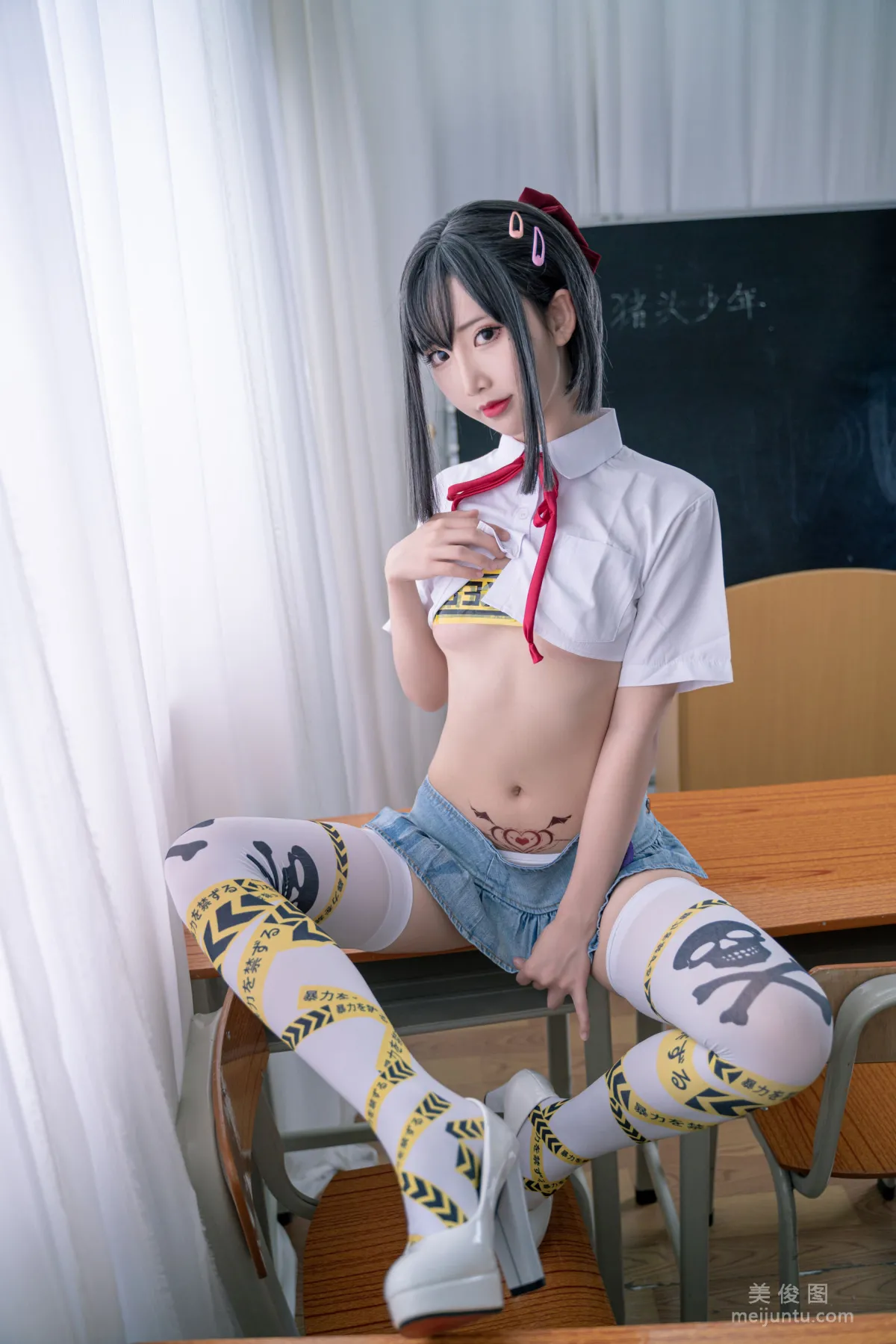 可愛人氣Coser面餅仙兒 - 短校服膠帶 寫真套圖 14