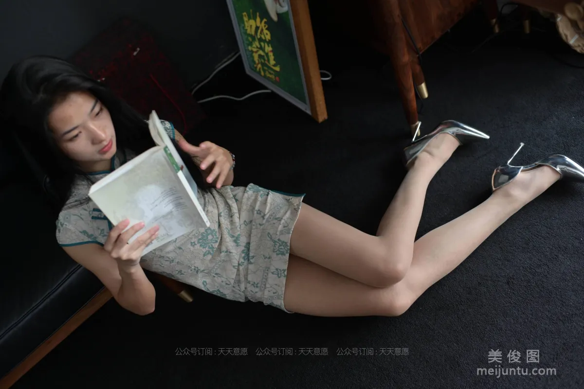 [IESS] 絲享家788： 甯甯《愛看書的旗袍美女》 53