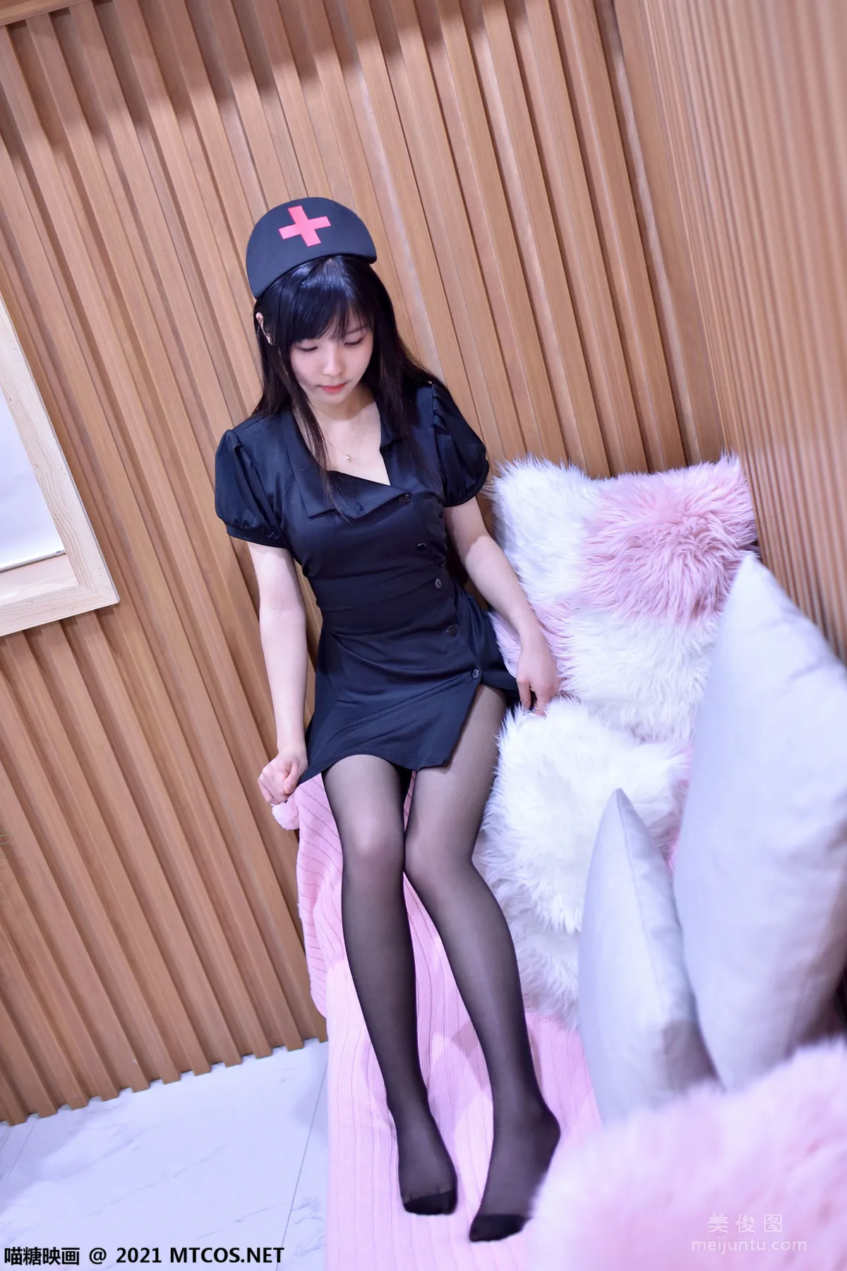 [喵糖映畫] VOL.440 俏皮制服 套圖 6