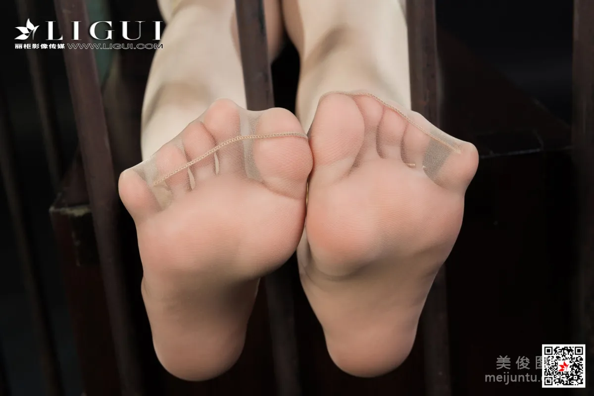 [麗櫃美束Ligui] 網絡麗人 Model 小七 《虐戀TK》 13