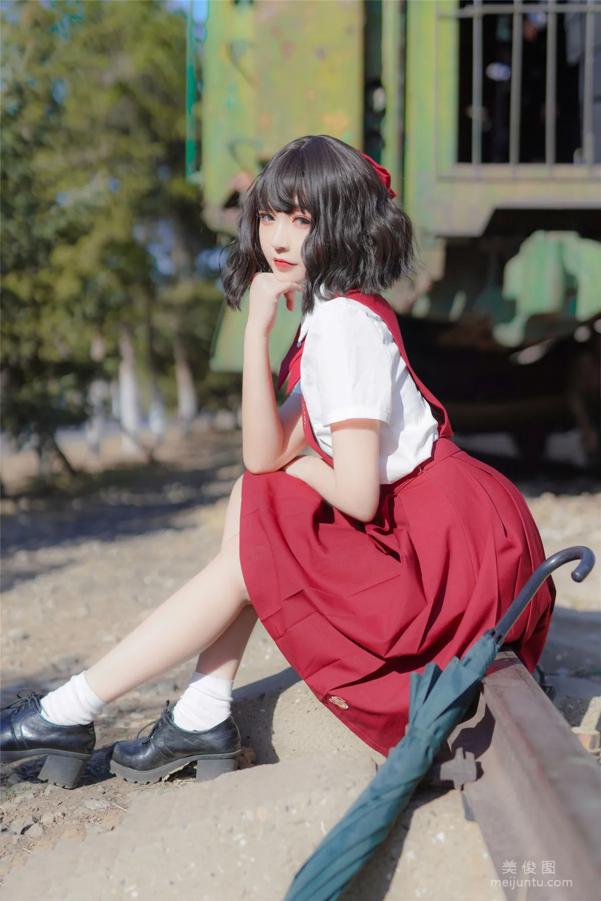 [喵糖映畫] VOL.444 紅色JK裙 套圖 26
