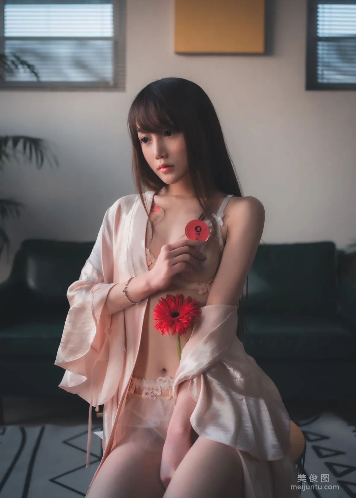 [COS福利] 星野咪兔 - 花吃了那女孩 20
