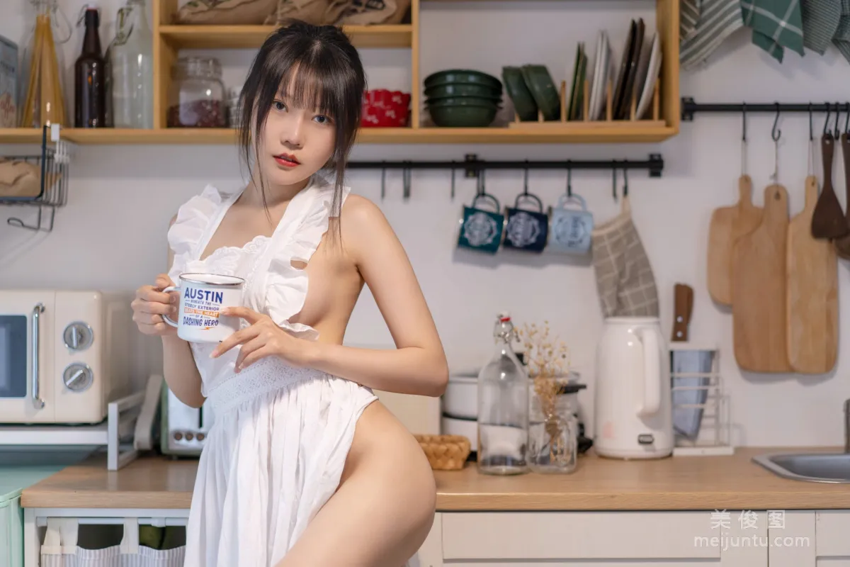 [COS福利] 香草喵露露 - 廚娘 寫真套圖 18