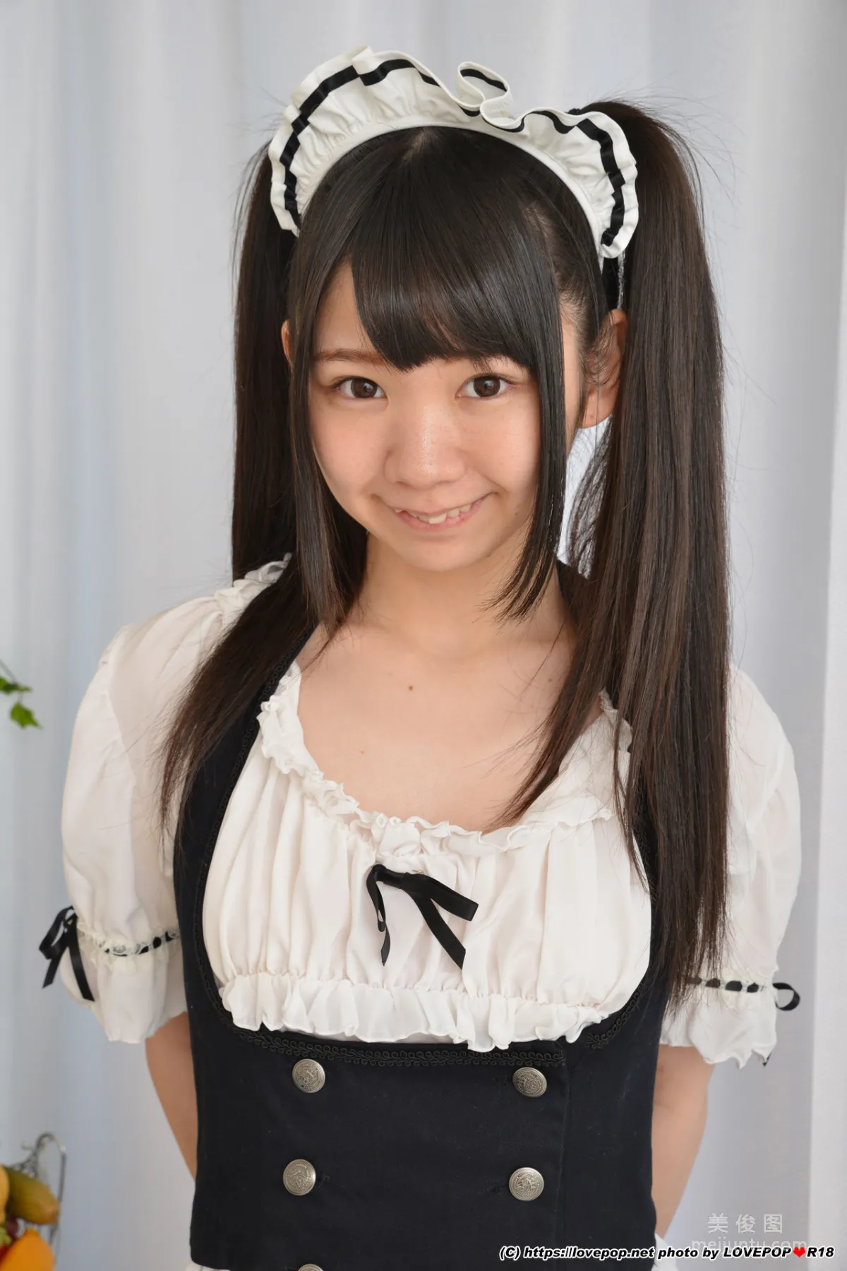 [LOVEPOP] Special Maid Collection - 白井ゆずか Photoset 023