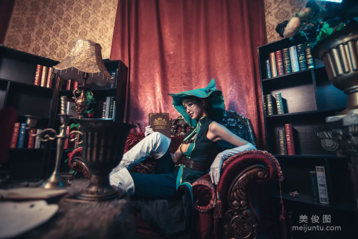 The Vagrant Cosplay Album - 沧霁桔梗《赫本》 写真套图12