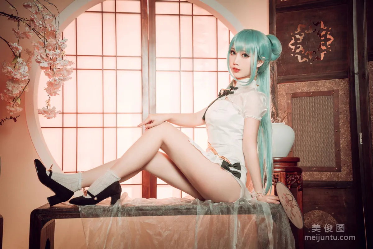 可爱人气Coser面饼仙儿 - 初音旗袍 写真套图7