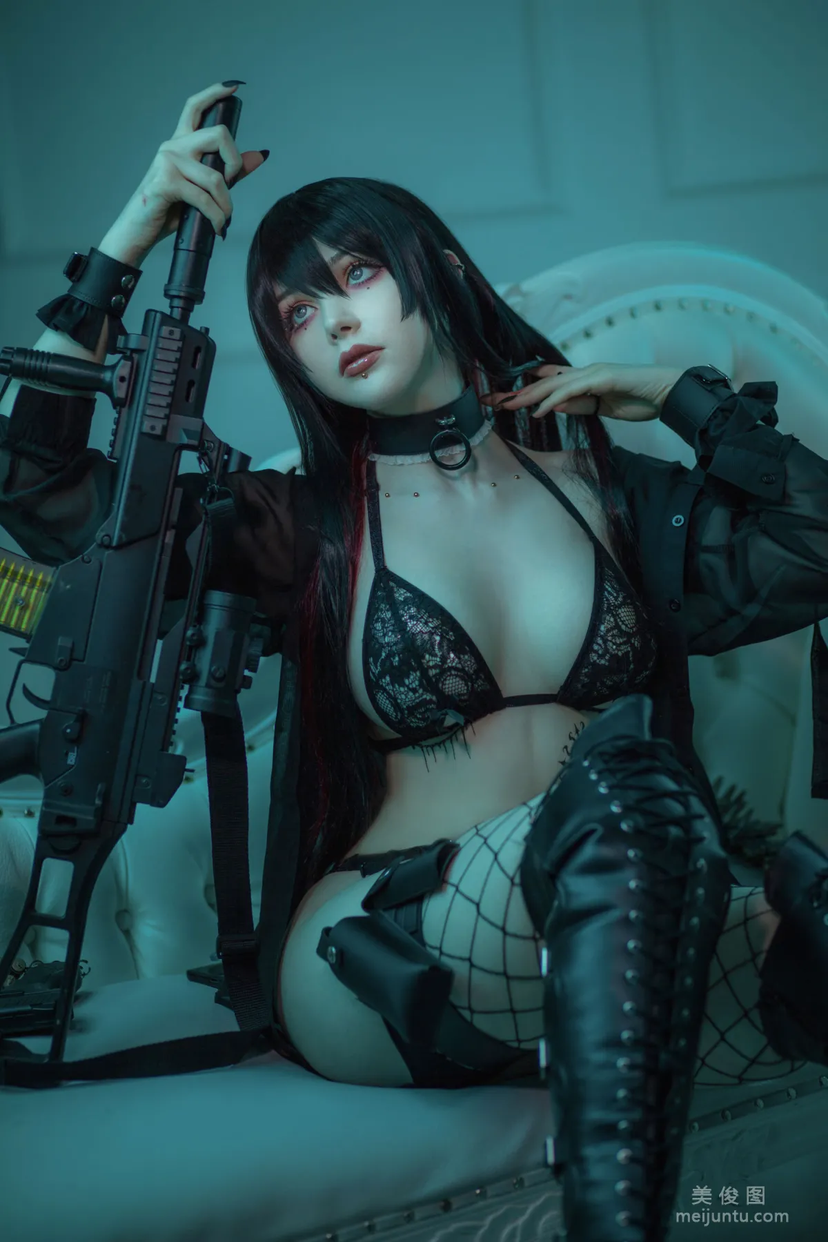 国外美女SayaTheFox - Zenith8