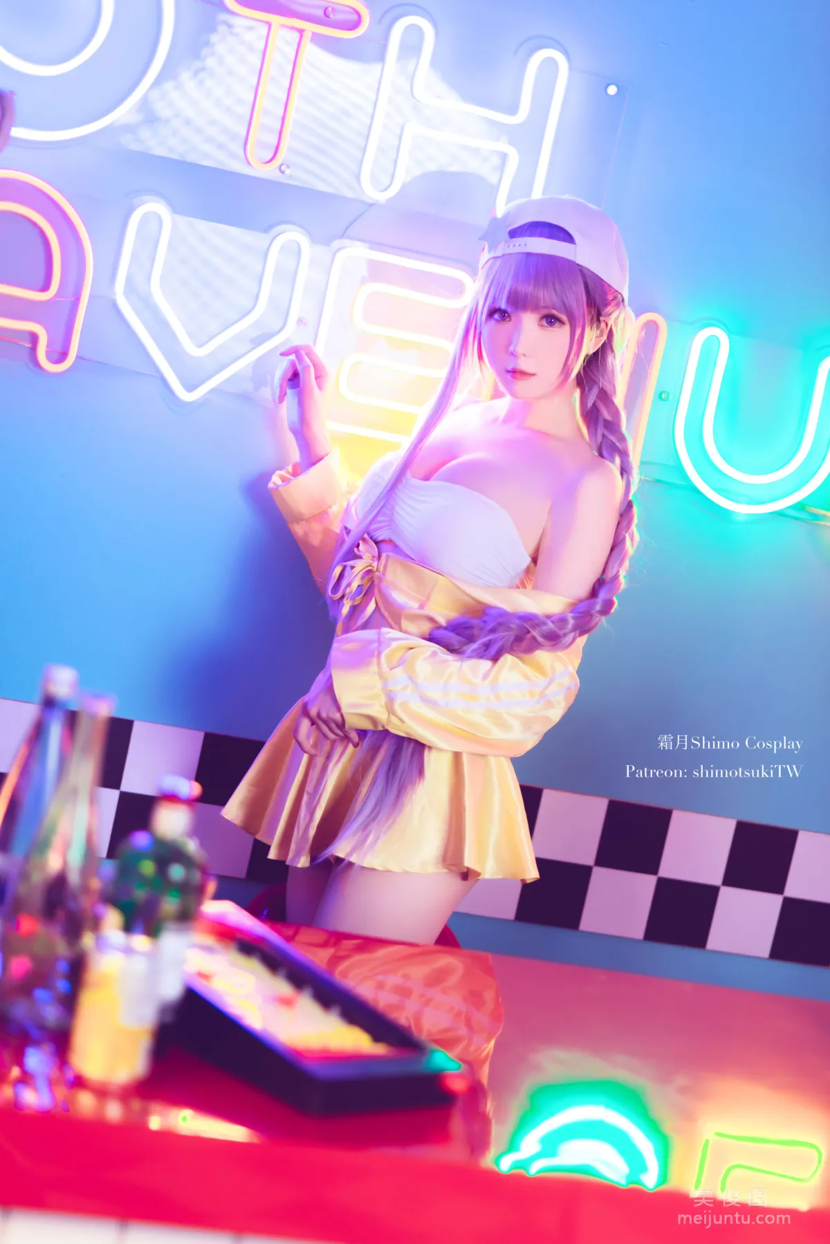 微博妹纸霜月shimo - BB泳装 写真套图11