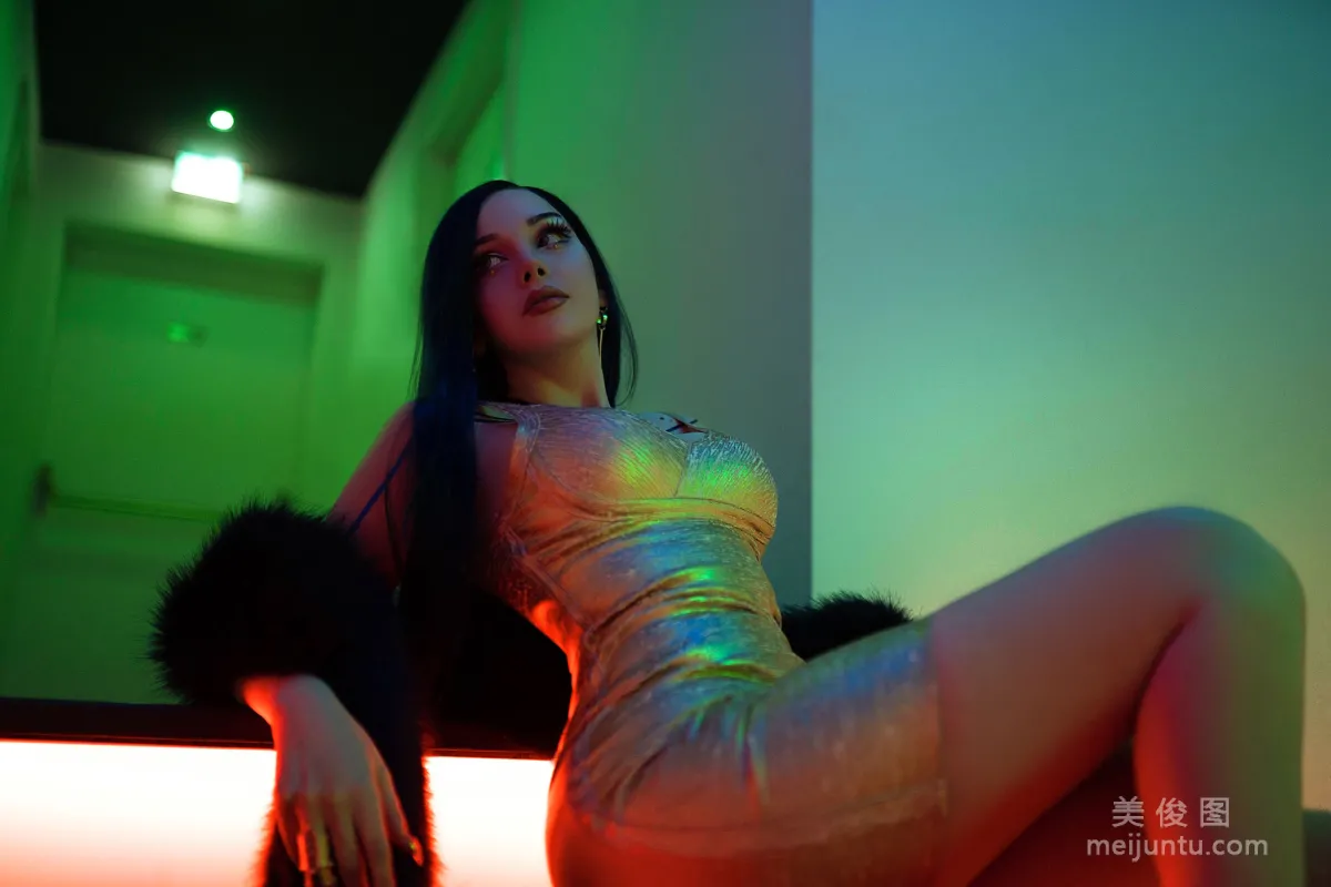 國外美女SayaTheFox - Cyberpunk Dress 4
